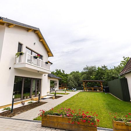 Ioanaguesthouse ทูร์ดา ภายนอก รูปภาพ